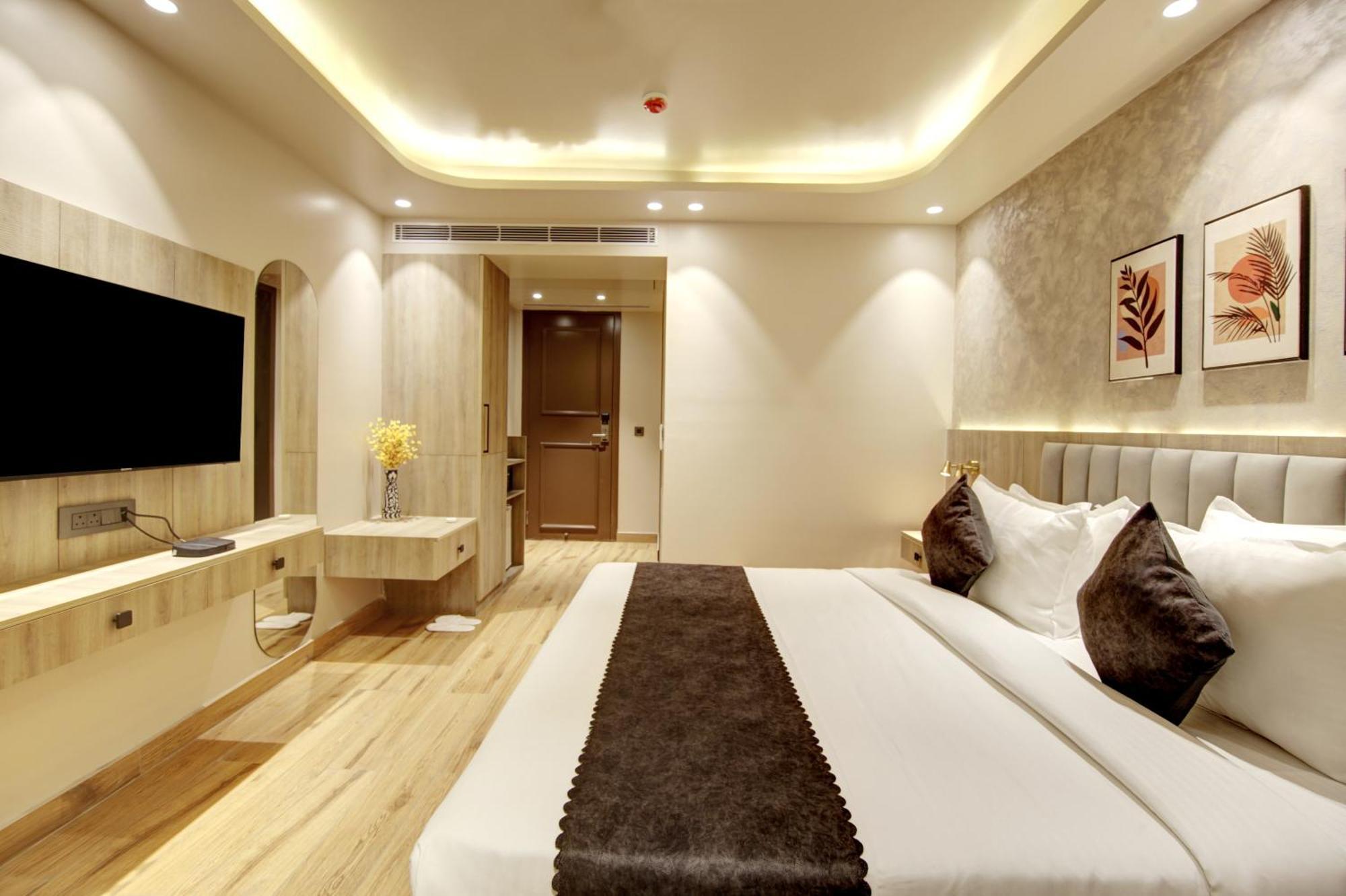 Saltstayz Premier - Near Golf Course Road & Sector 57 Gurgáon Kültér fotó